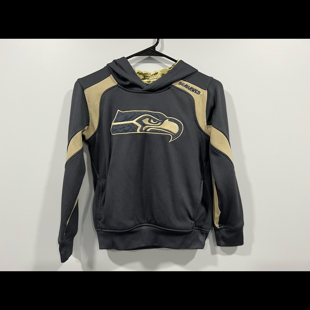 NFL Kid’s Seattle Seahawks Salute to Service Pullover Hoodie. Size: 8